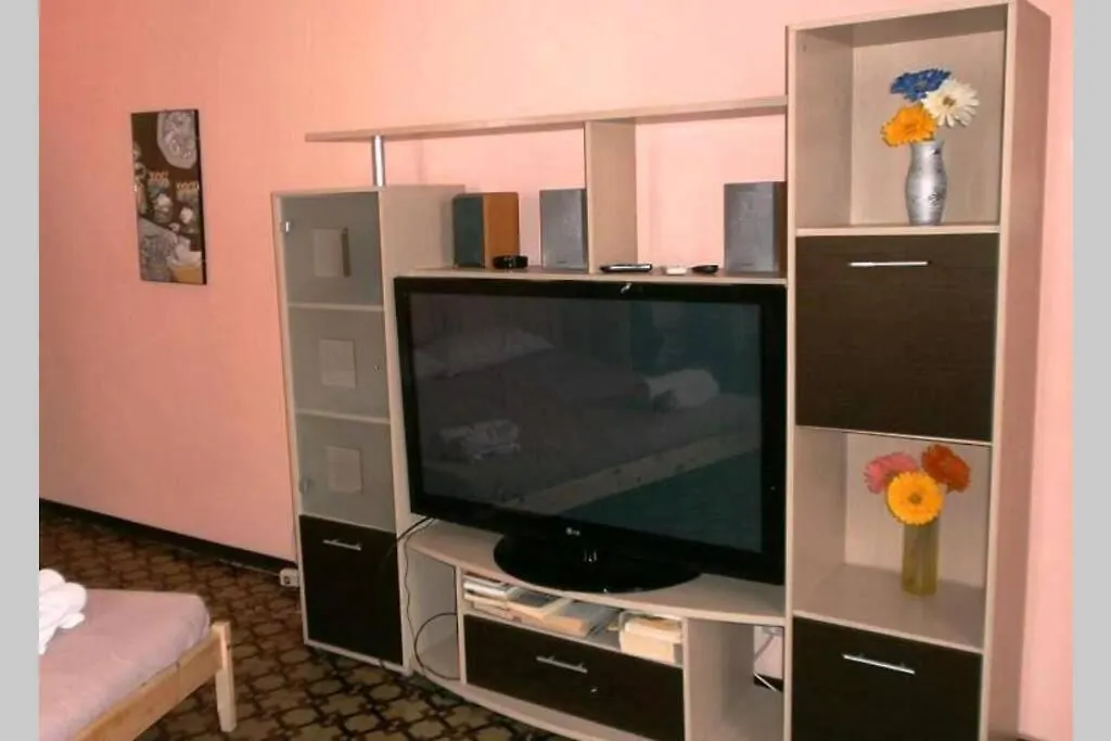 Apartment Three Rooms Near Central Station Catania Italy