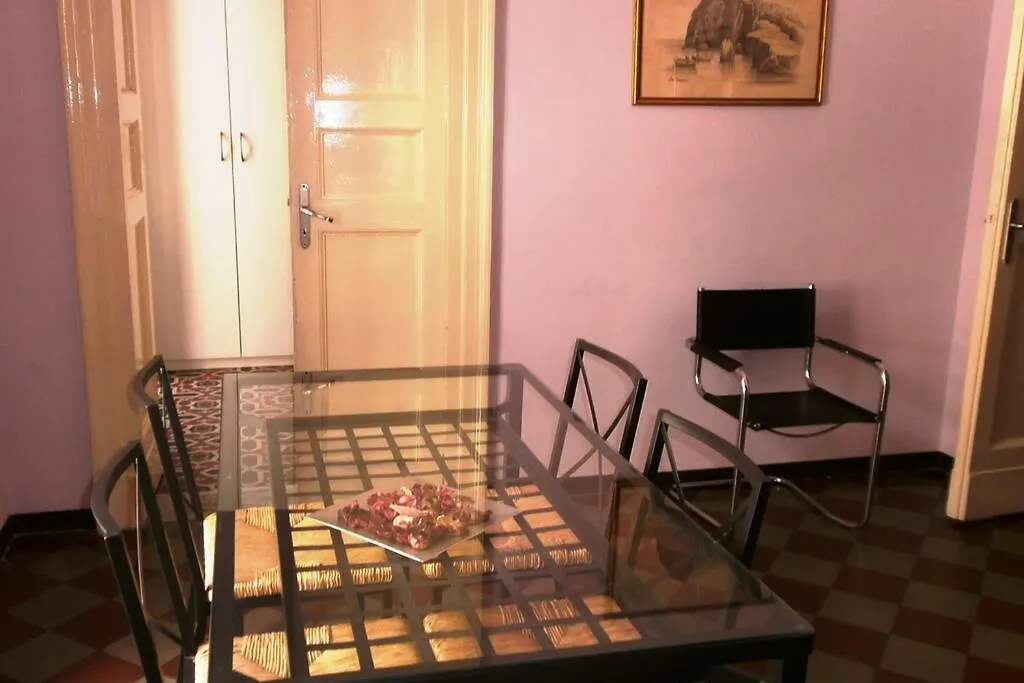 Three Rooms Near Central Station Catania 0*,